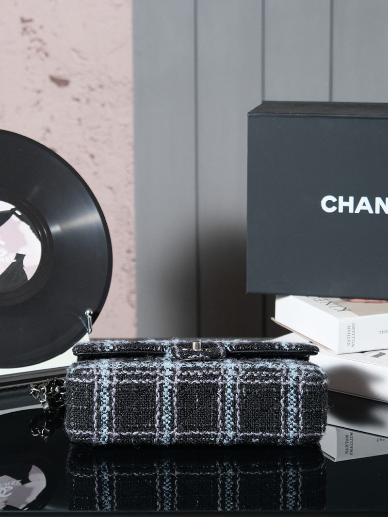 img_8e603200_20241029_i1730208923_8471_1_jpg 24K Flap Bag 25.5cm Blue Black Stripe Tweed