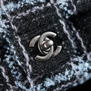 img_8e603200_20241029_i1730209120_3405_3_jpg 24K Flap Bag 20cm Blue Black Stripe Tweed