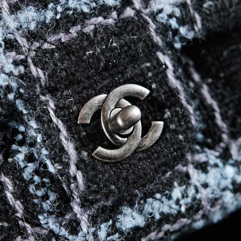 img_8e603200_20241029_i1730209120_3405_3_jpg 24K Flap Bag 20cm Blue Black Stripe Tweed