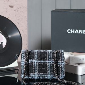 img_8e603200_20241029_i1730209120_9203_8_jpg 24K Flap Bag 20cm Blue Black Stripe Tweed