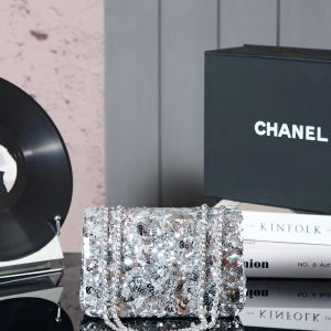 img_8e603200_20241124_i1732454999_1541_6_jpg 25C Flap Bag 21cm Dense Silver Sequin White Calfskin