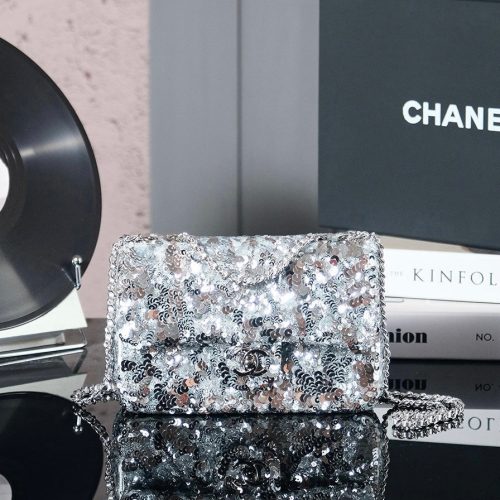 25C Flap Bag 21cm Dense Silver Sequin White Calfskin