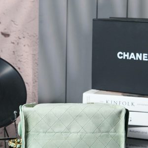 CC 25C Hobo Bag 30cm Light Green Suede