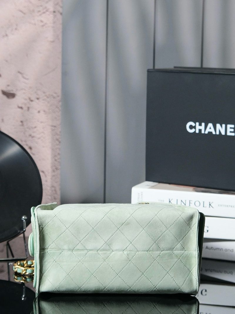 CC 25C Hobo Bag 30cm Light Green Suede