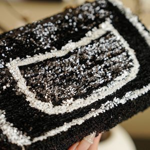 img_8e603200_20251107_i1762507200974_3091_0_7.jpg_1 CC 2025 Flap Bag Black White Sequin 308600