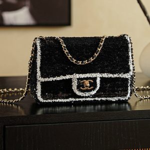 img_8e603200_20251107_i1762507201053_2390_0_0.jpg_1 CC 2025 Flap Bag Black White Sequin 308600