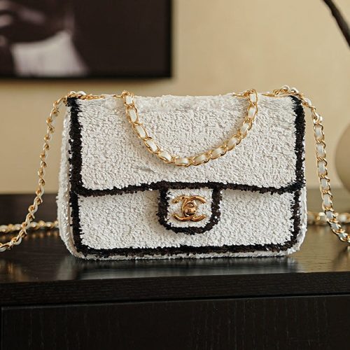 CC 2025 Flap Bag White Black Sequin 308601