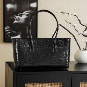 Chanel 25 Crocodile-embossed 40cm Bag Black Cowhide 322959