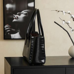 Chanel 25 Crocodile-embossed 40cm Bag Black Cowhide 322959