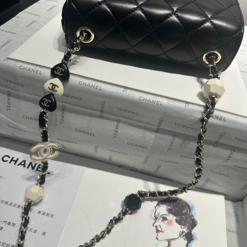 img_9610f411_20231211_i1702286249_321_3_jpg 23P Flap Bag 16cm Black Calfskin Siver Hardware