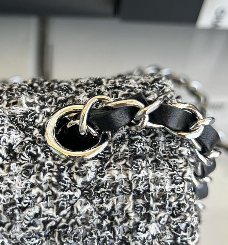 MINI FLAP BAG 20 IN LIGHT GRAY TWEED SILVER HARDWARE