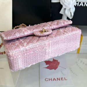 MEDIUM FLAP BAG 25 IN LIGHT PINK TWEED GOLD HARDWARE