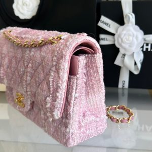 MEDIUM FLAP BAG 25 IN LIGHT PINK TWEED GOLD HARDWARE