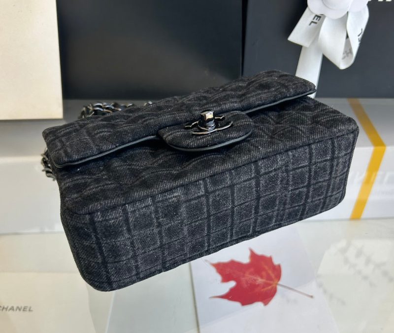 img_b4a5a2ed_20241023_i1729663400_9502_3_jpg SMALL FLAP BAG 20 IN BLACK DENIM AND CALFSKIN LINING SILVER HARDWARE