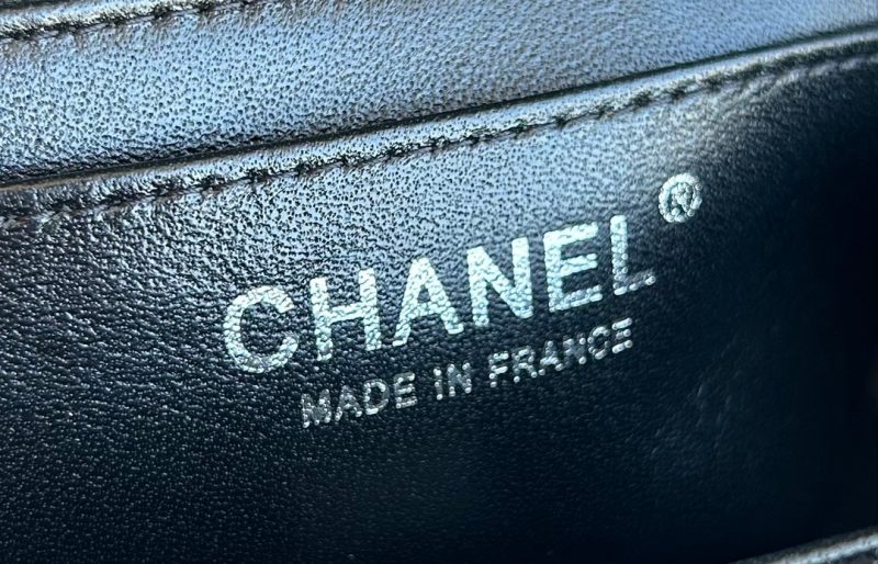 img_b4a5a2ed_20241023_i1729663401_2265_5_jpg SMALL FLAP BAG 20 IN BLACK DENIM AND CALFSKIN LINING SILVER HARDWARE