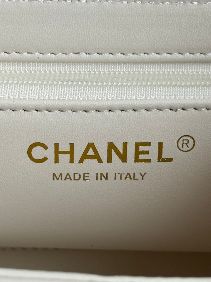 cc 24a nano 19cm kelly shopper bag pastel white lambskin