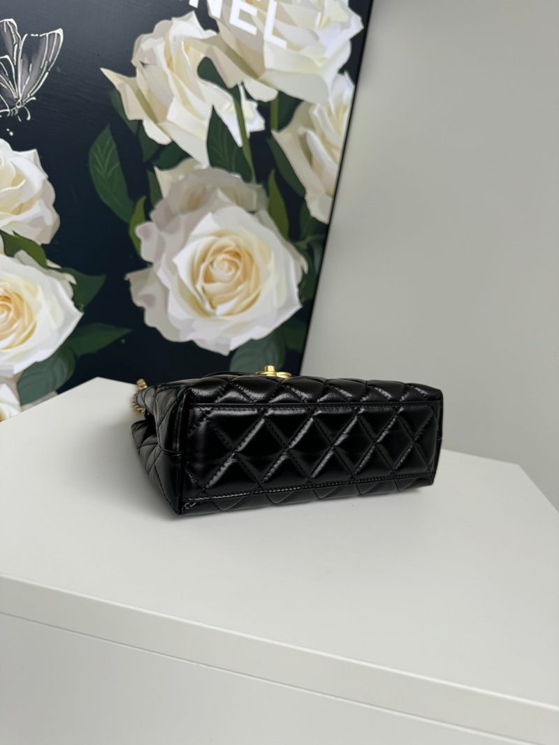 img_b5cc9469_20240423_i1713860543_2166_3_jpg cc 24a nano 19cm kelly shopper bag black lambskin