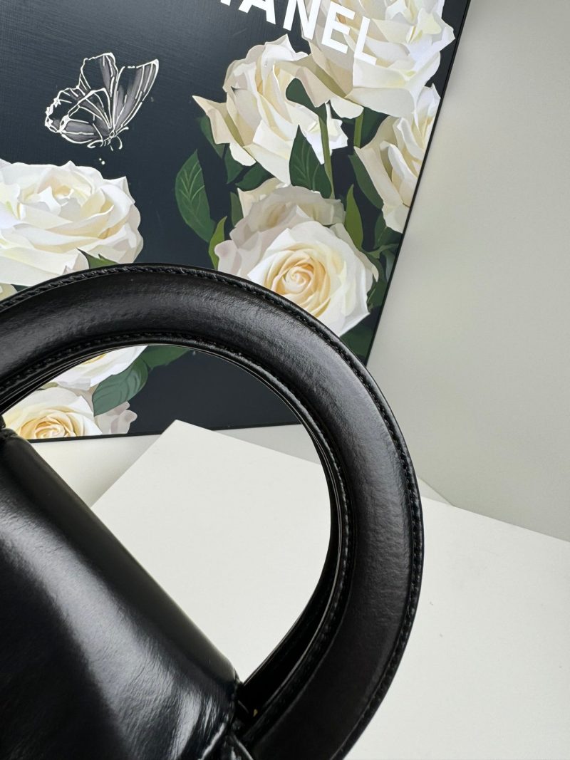 img_b5cc9469_20240423_i1713860543_5188_5_jpg cc 24a nano 19cm kelly shopper bag black lambskin