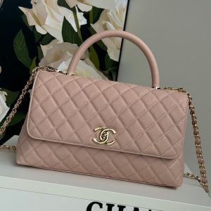 img_b5cc9469_20240604_i1717485034_2383_7_jpg coco handle medium 29cm pink beige quilted caviar leather gold hardware