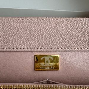 img_b5cc9469_20240604_i1717485034_4125_2_jpg coco handle medium 29cm pink beige quilted caviar leather gold hardware