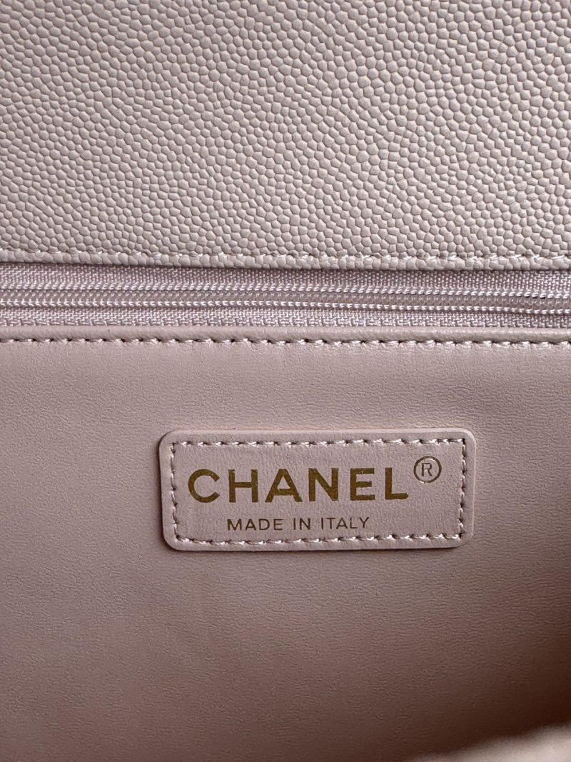 img_b5cc9469_20240604_i1717485034_4975_3_jpg coco handle medium 29cm pink beige quilted caviar leather gold hardware