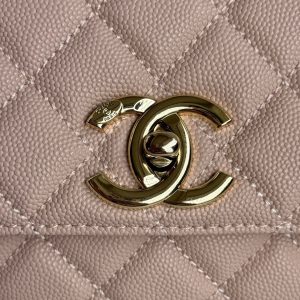 img_b5cc9469_20240604_i1717485034_6599_5_jpg coco handle medium 29cm pink beige quilted caviar leather gold hardware
