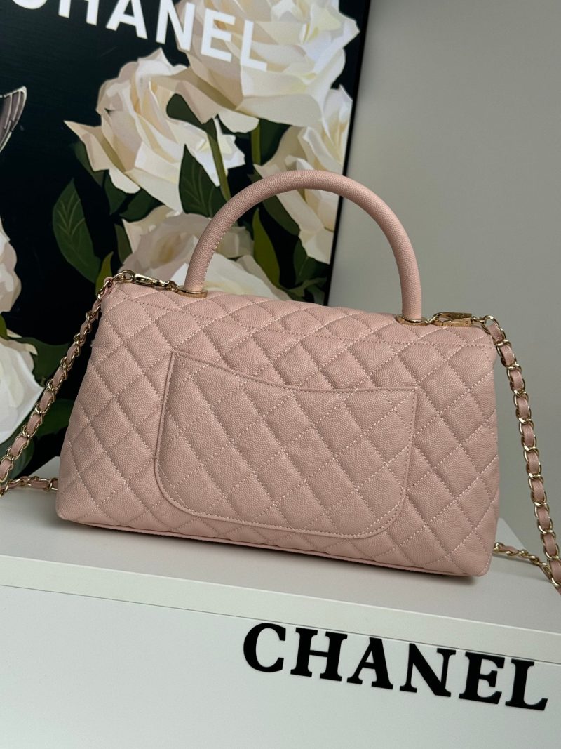 img_b5cc9469_20240604_i1717485034_898_8_jpg coco handle medium 29cm pink beige quilted caviar leather gold hardware