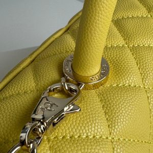 img_b5cc9469_20240604_i1717485087_4897_5_jpg coco handle medium 29cm yellow quilted caviar leather gold hardware