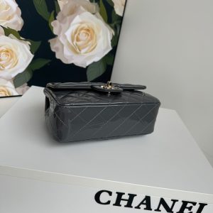 24c mini flap bag 20cm with top handle grey patent calfskin