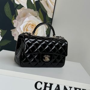 MINI FLAP BAG 20 IN BLACK GLOSSY CALFSKIN GOLD HARDWARE