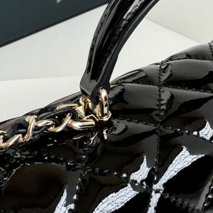 MINI FLAP BAG 20 IN BLACK GLOSSY CALFSKIN GOLD HARDWARE