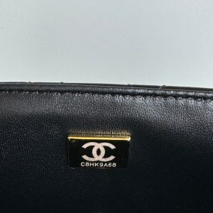 24c mini flap bag 20cm with top handle black patent calfskin