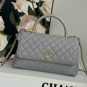 img_b5cc9469_20240701_i1719829113_8573_2_jpg coco handle medium 29cm grey quilted caviar leather gold hardware