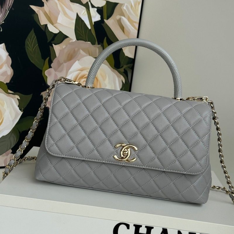 img_b5cc9469_20240701_i1719829113_8573_2_jpg coco handle medium 29cm grey quilted caviar leather gold hardware