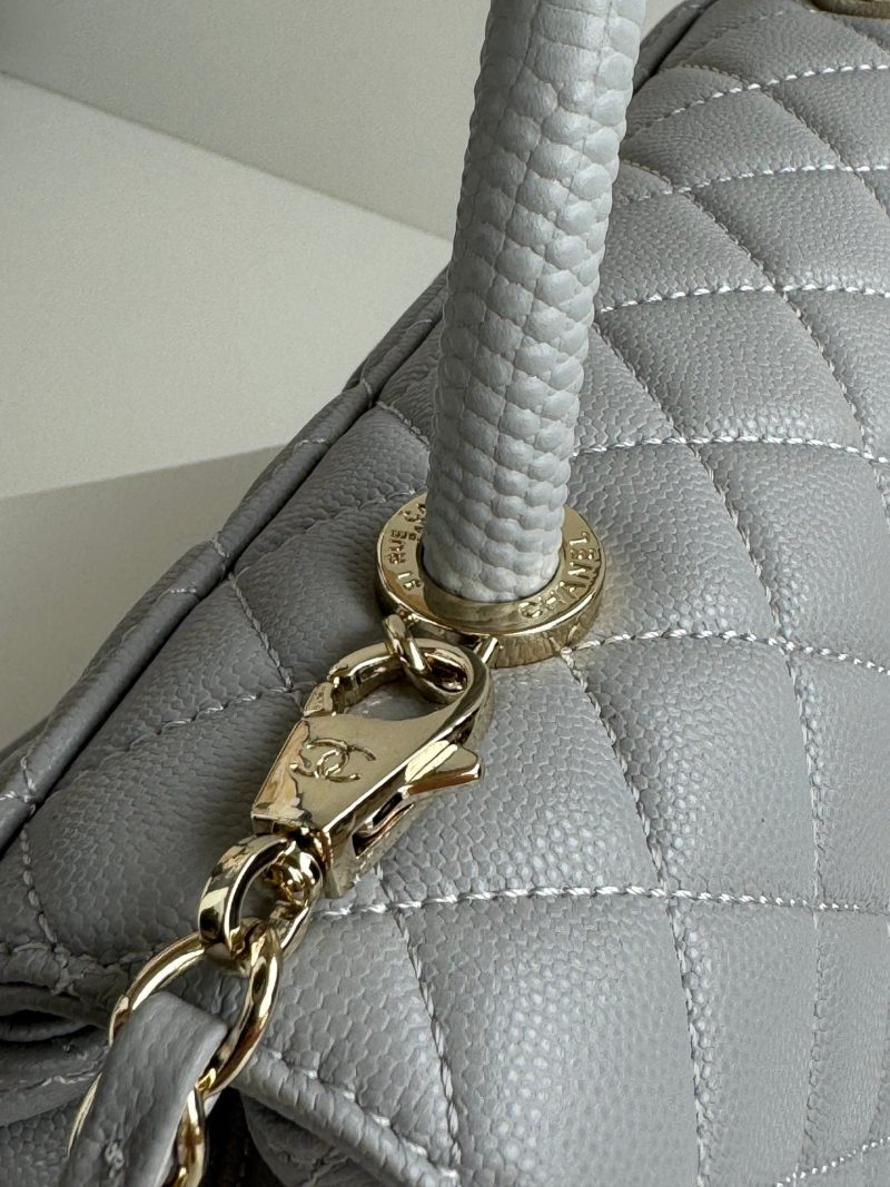 img_b5cc9469_20240701_i1719829114_502_8_jpg coco handle medium 29cm grey quilted caviar leather gold hardware