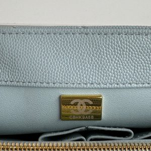 img_b5cc9469_20240701_i1719829204_3520_5_jpg coco handle medium 29cm sky blue quilted caviar leather gold hardware