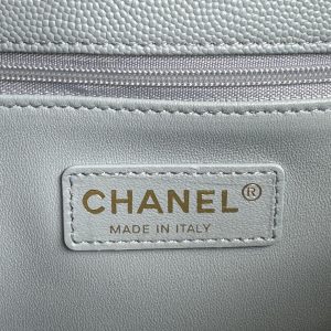 img_b5cc9469_20240701_i1719829204_4188_3_jpg coco handle medium 29cm sky blue quilted caviar leather gold hardware