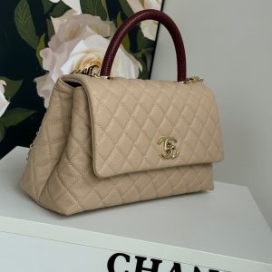 img_b5cc9469_20240701_i1719829289_8373_4_jpg coco handle medium 29cm beige red quilted caviar leather gold hardware