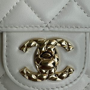 24c mini flap bag 20cm with top handle white lambskin