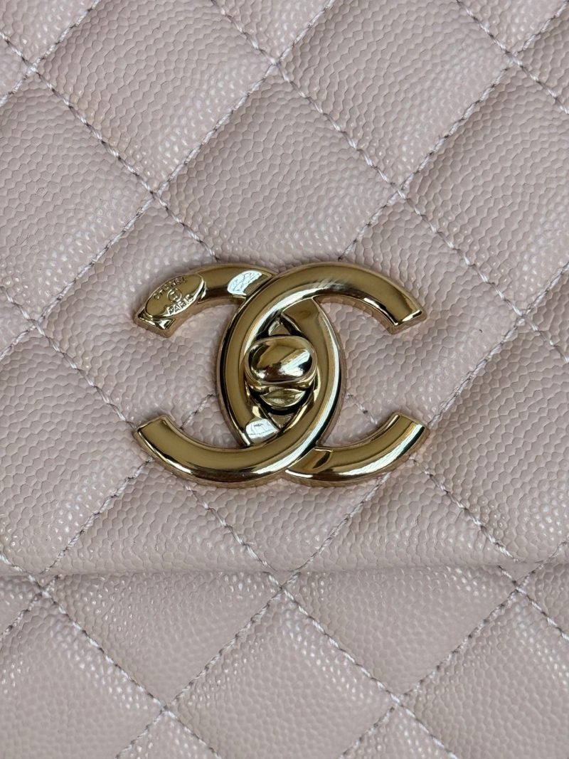 img_b5cc9469_20240806_i1722935763_3731_7.jpg_1 coco handle medium 29cm pastel pink red quilted caviar leather gold hardware