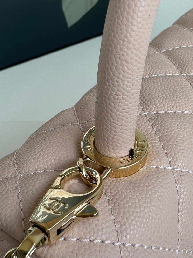 img_b5cc9469_20240806_i1722935787_7030_2_jpg coco handle flap bag 24cm pastel pink quilted caviar leather