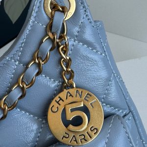CC 23C Small Hobo Bag 21.5 Cloud Blue Lambskin Gold Hardware