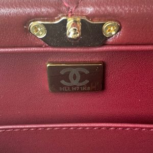 SMALL BOX BAG 18 IN BURGUNDY RED LAMBSKIN GOLD HARDWARE