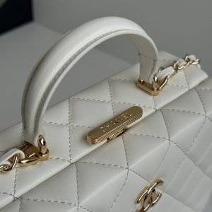 SMALL BOX BAG 18 IN WHITE LAMBSKIN GOLD HARDWARE