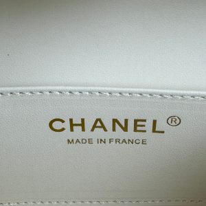 SMALL BOX BAG 18 IN WHITE LAMBSKIN GOLD HARDWARE