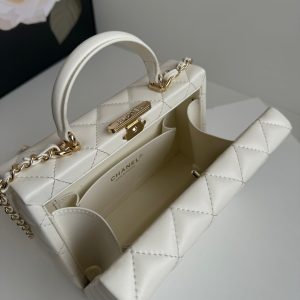 SMALL BOX BAG 18 IN WHITE LAMBSKIN GOLD HARDWARE