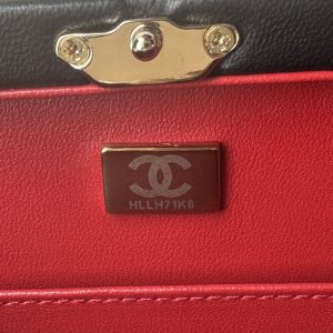 SMALL BOX BAG 18 IN BLACK LAMBSKIN GOLD HARDWARE