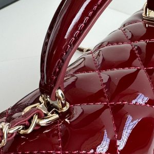MINI FLAP BAG 20 IN MAHOGANY RED GLOSSY CALFSKIN GOLD HARDWARE