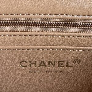 FLAP BAG 20 IN BRONZE BROWN LAMBSKIN WITH HANDLE