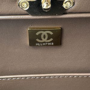 MEDIUM BOX BAG 22 IN CHOCOLATE LAMBSKIN GOLD HARDWARE